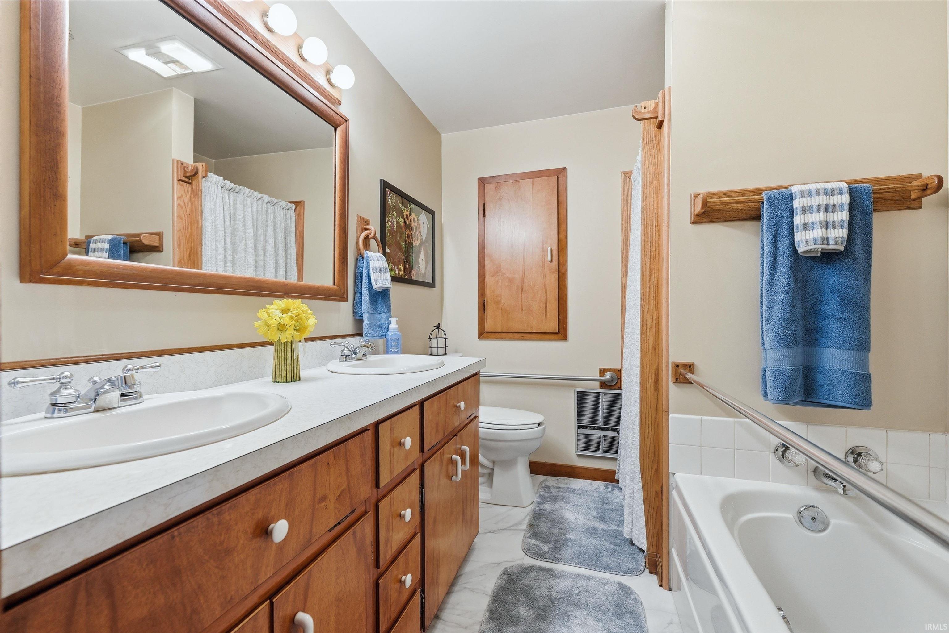 12024 Peach Road Plymouth IN 46563
