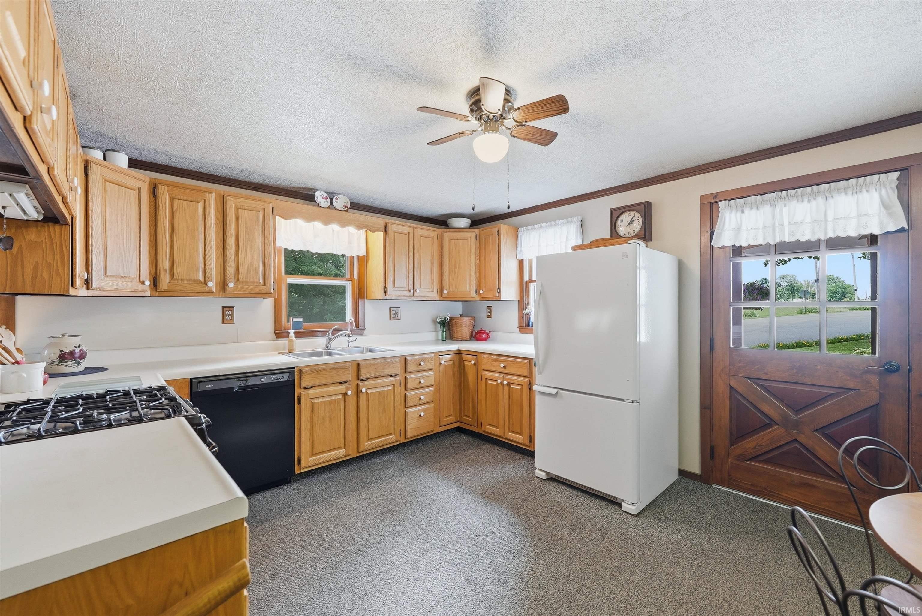 12024 Peach Road Plymouth IN 46563