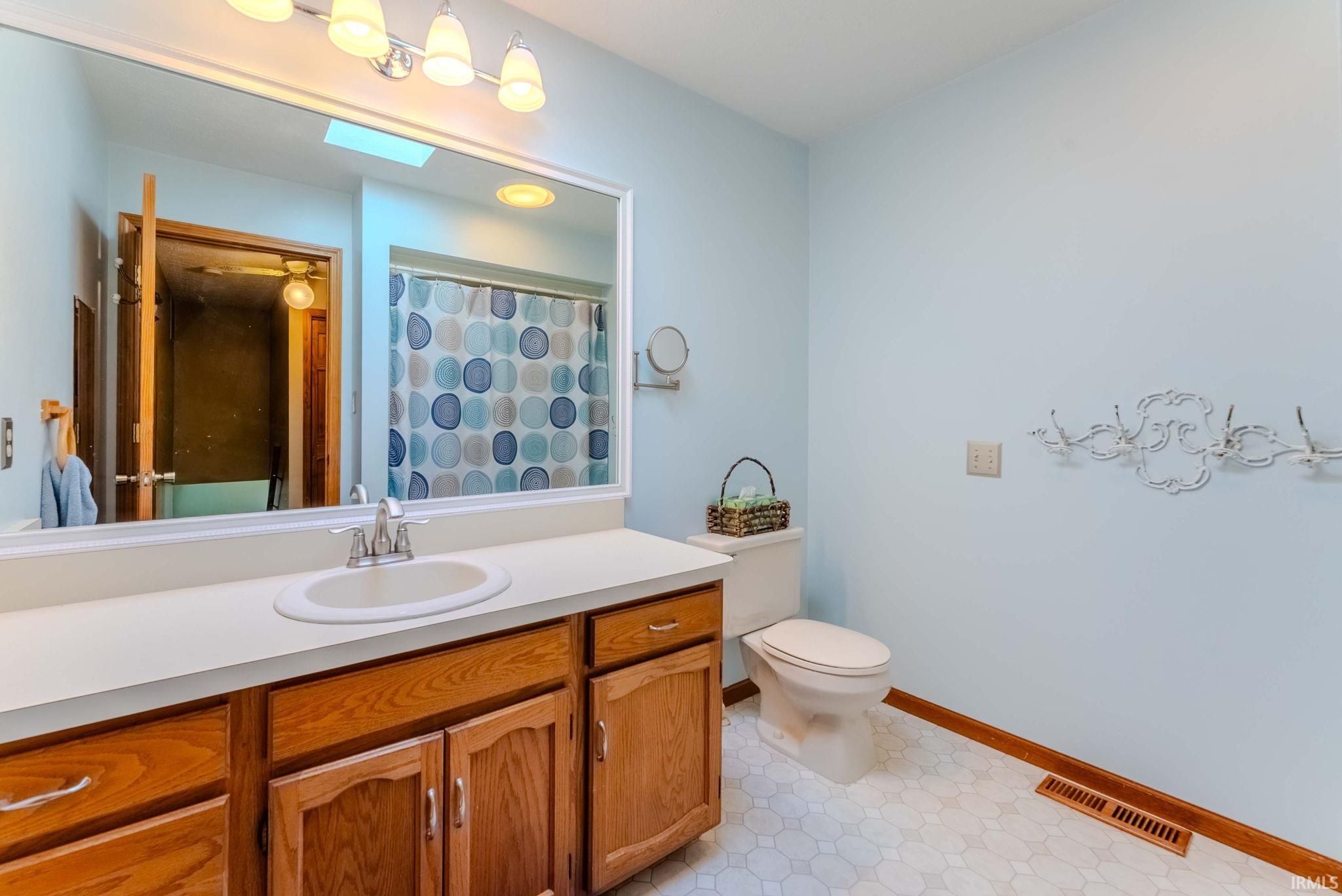 2340 E Kemo Avenue Warsaw IN 46582