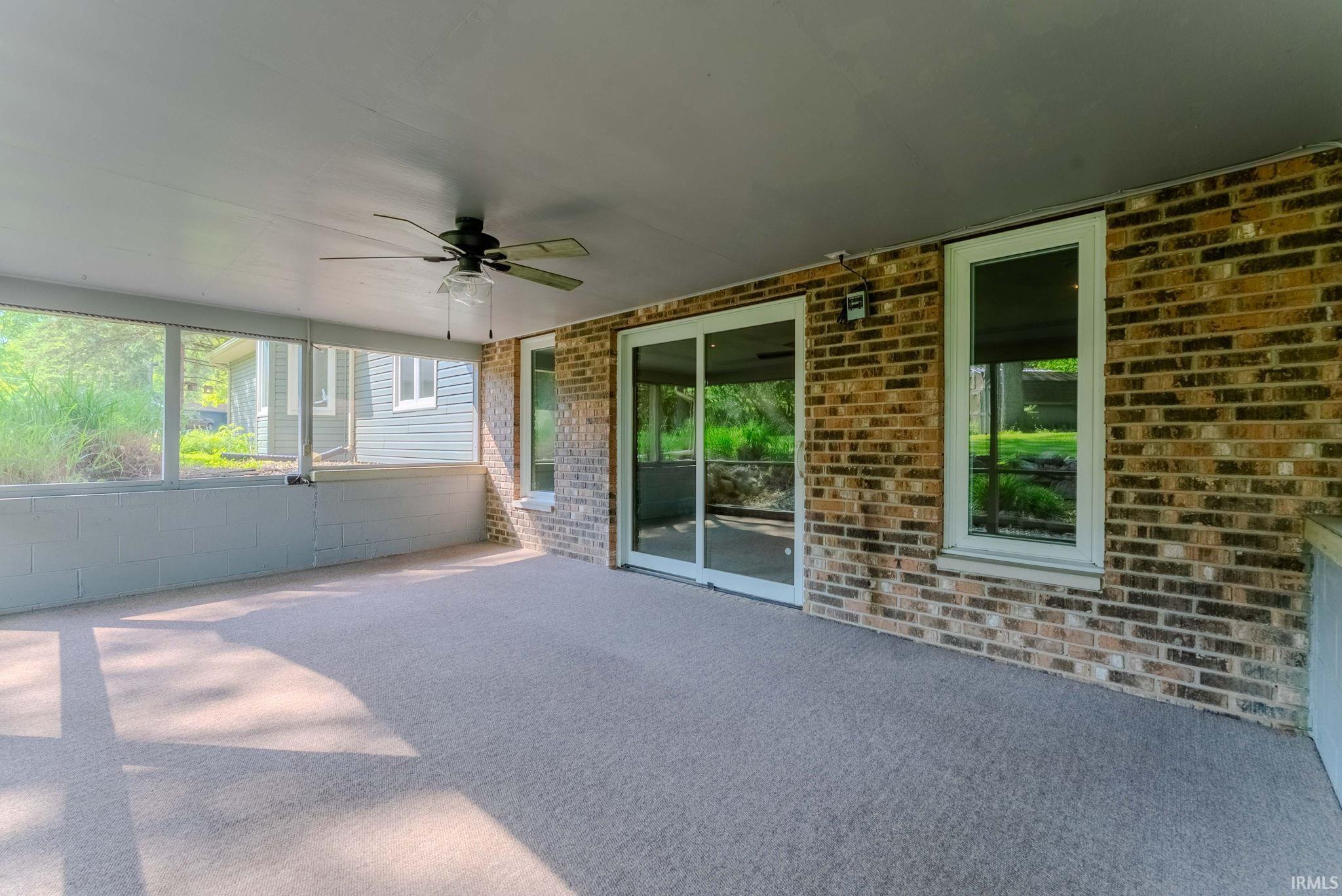 2340 E Kemo Avenue Warsaw IN 46582