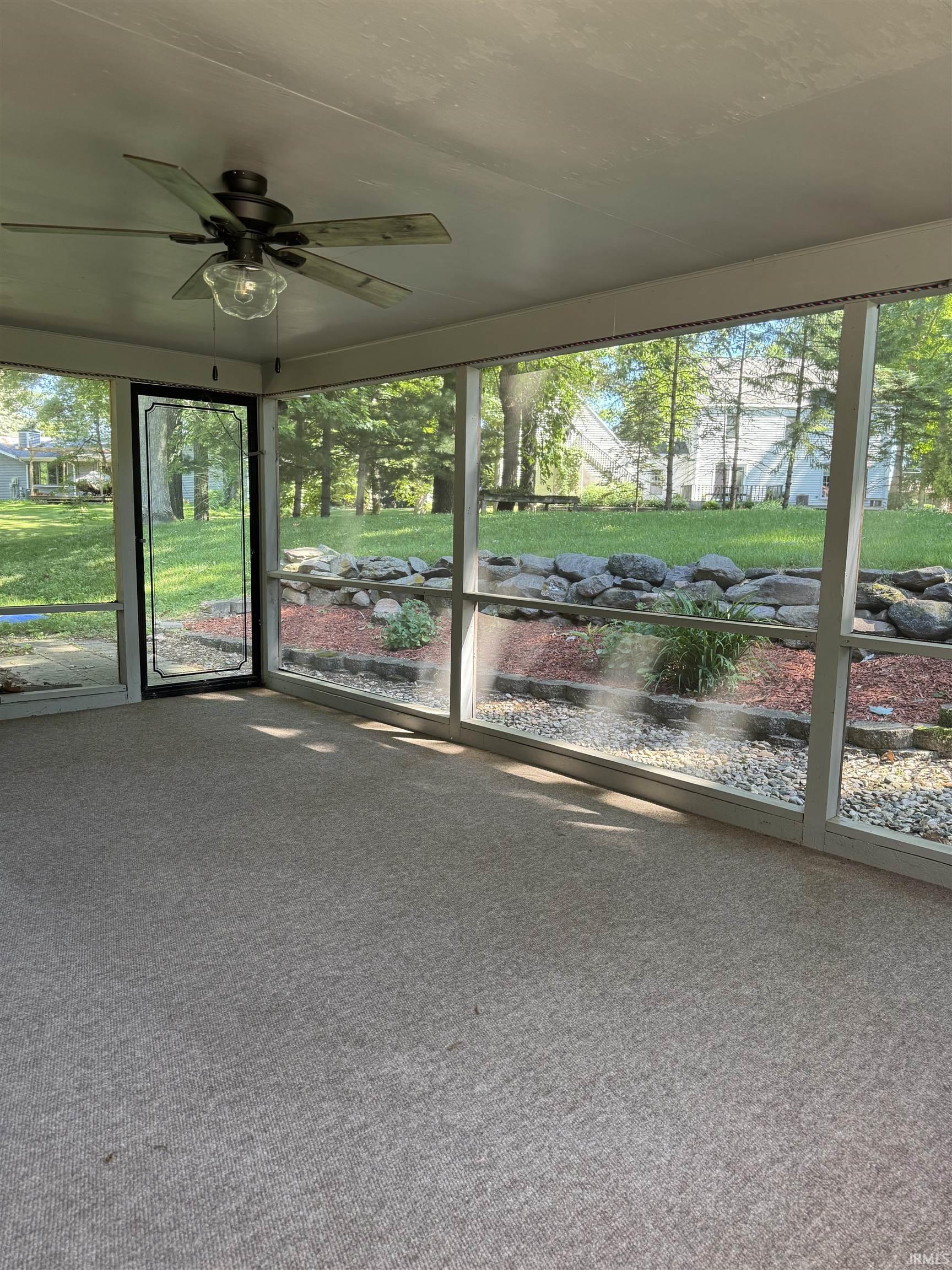 2340 E Kemo Avenue Warsaw IN 46582
