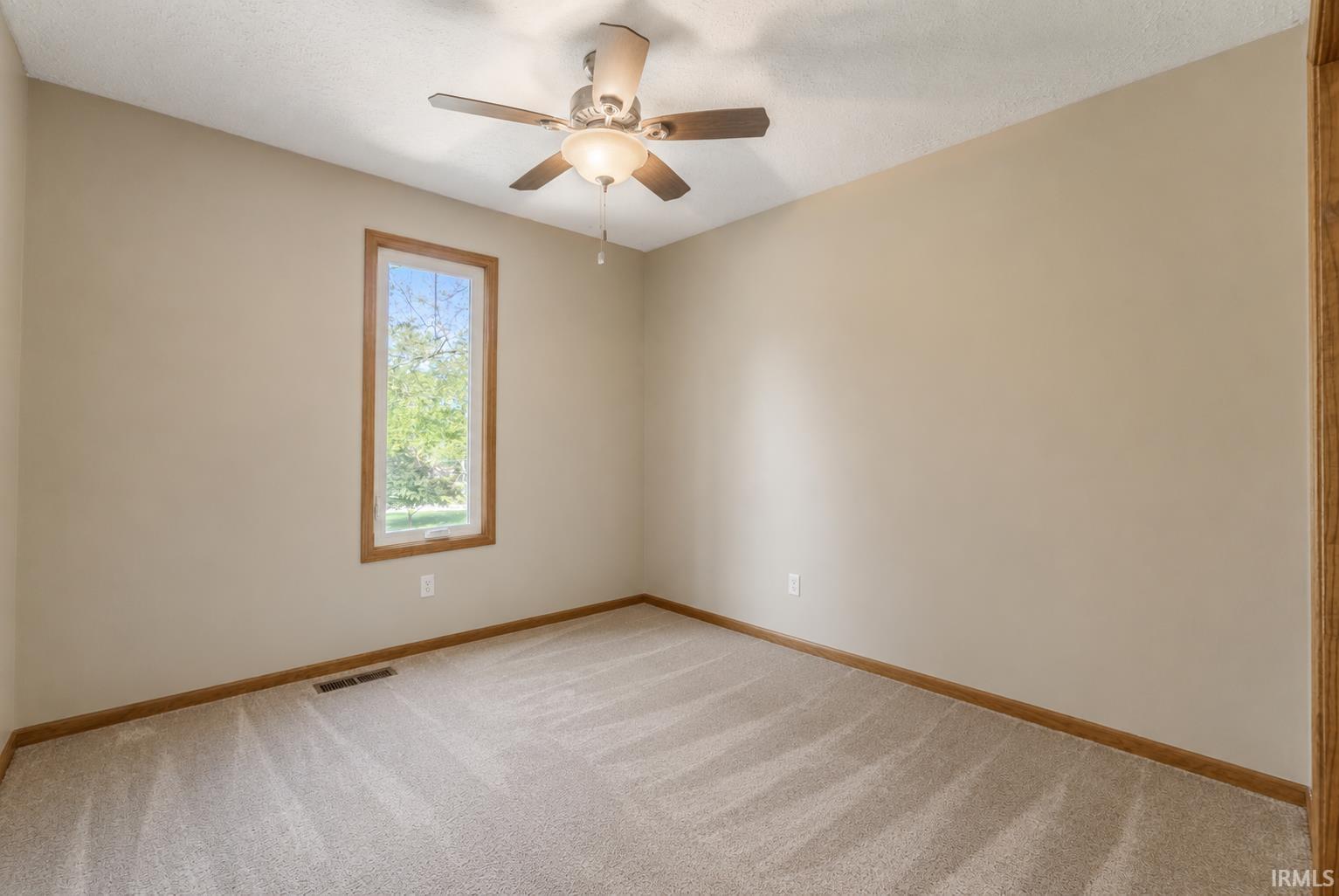 2340 E Kemo Avenue Warsaw IN 46582