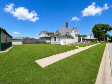 129 E Grant Street Greentown IN 46936