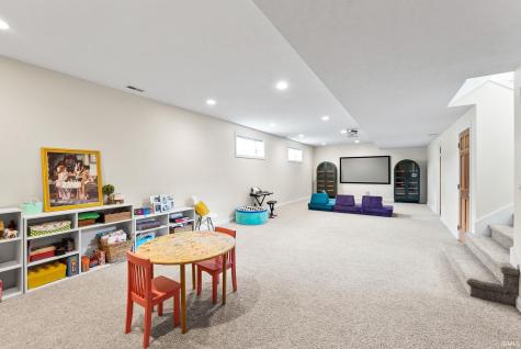 3801 S Elaine Drive Warsaw IN 46580