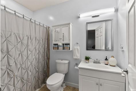 3801 S Elaine Drive Warsaw IN 46580