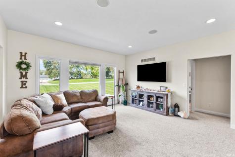 3801 S Elaine Drive Warsaw IN 46580