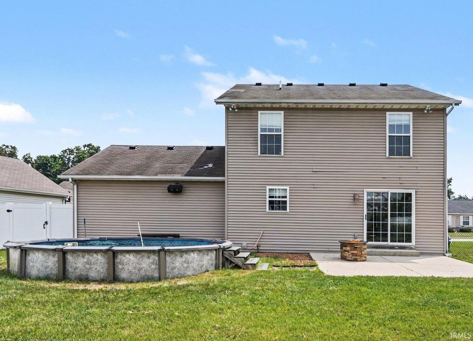 517 Shepherds Cove Drive Osceola IN 46561