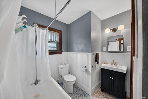54571 Maple Lane Avenue South Bend IN 46635