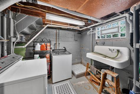54571 Maple Lane Avenue South Bend IN 46635