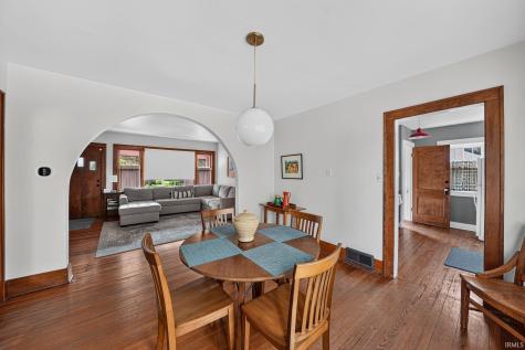 54571 Maple Lane Avenue South Bend IN 46635