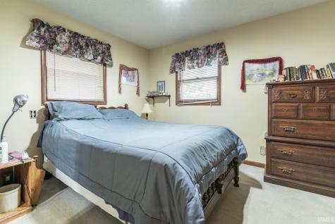 13305 E Hillview Lane Solsberry IN 47459