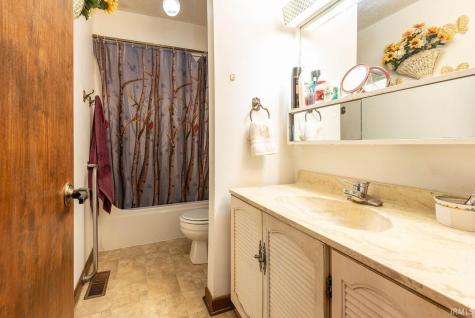 13305 E Hillview Lane Solsberry IN 47459