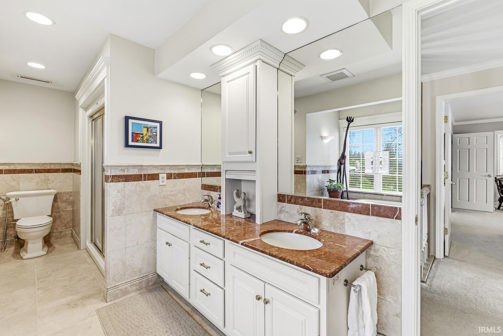 6 Clarendon Drive Elkhart IN 46516