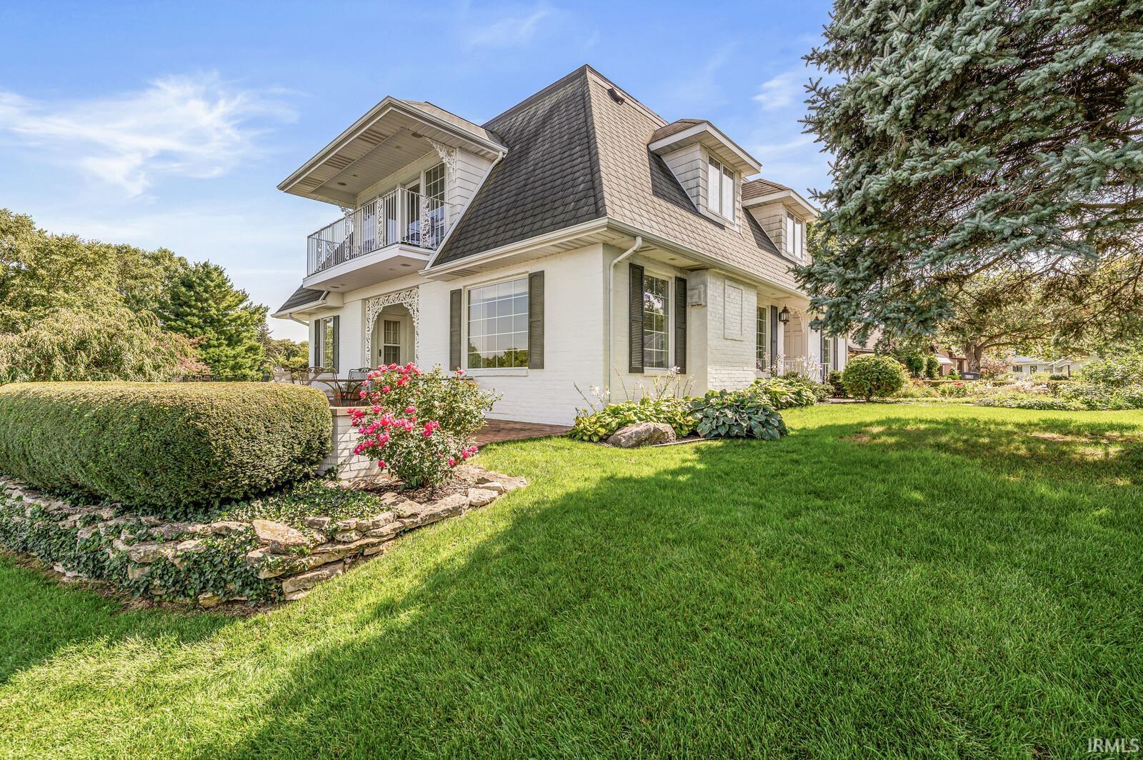 6 Clarendon Drive Elkhart IN 46516