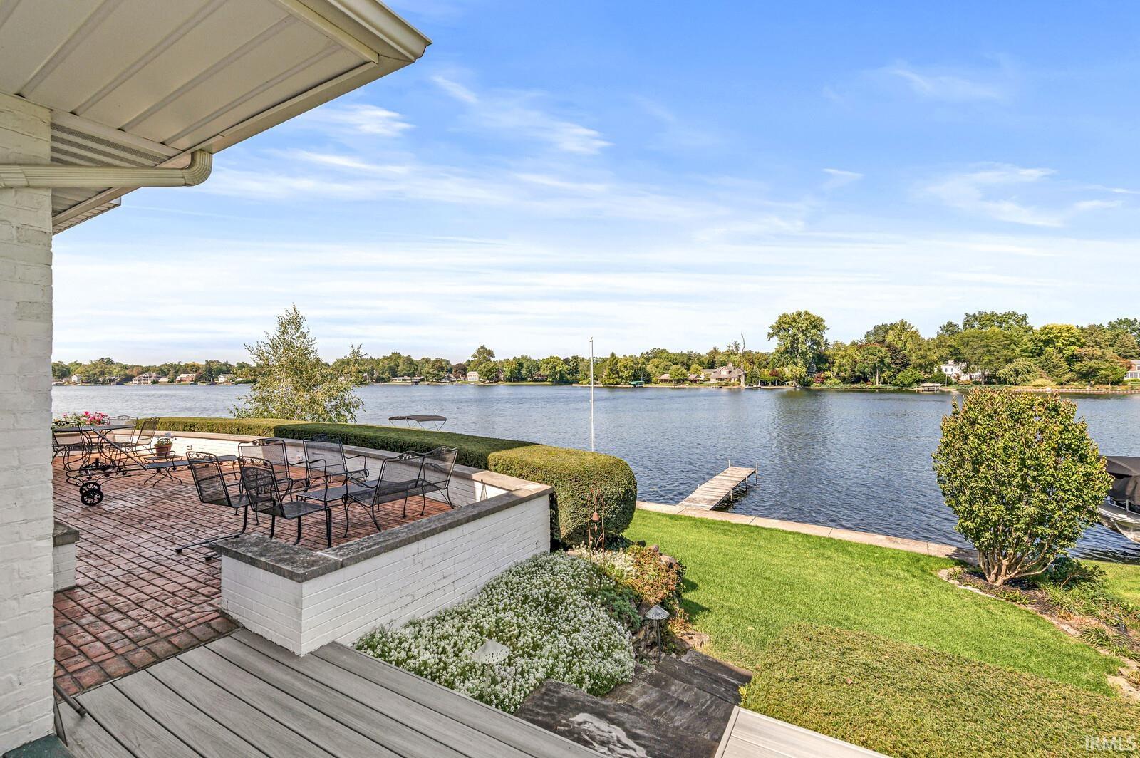 6 Clarendon Drive Elkhart IN 46516