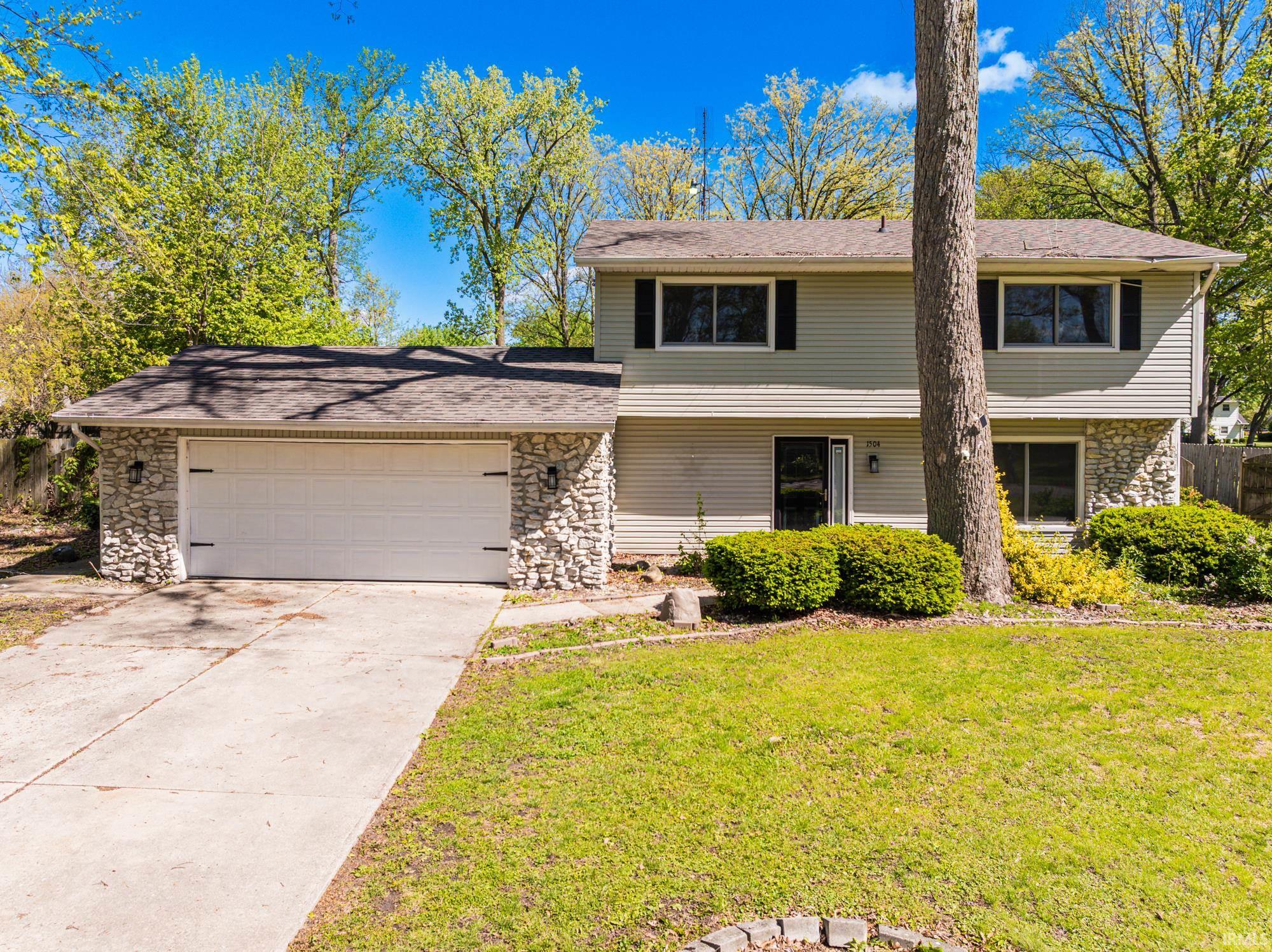 1504 W Tree Lane Muncie IN 47302