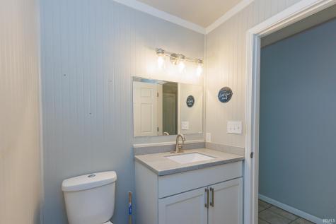 1504 W Tree Lane Muncie IN 47302
