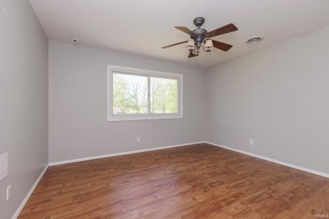 1504 W Tree Lane Muncie IN 47302