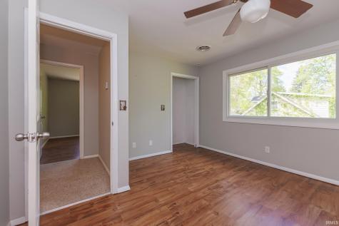 1504 W Tree Lane Muncie IN 47302