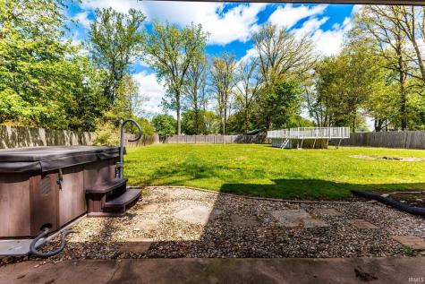 1504 W Tree Lane Muncie IN 47302