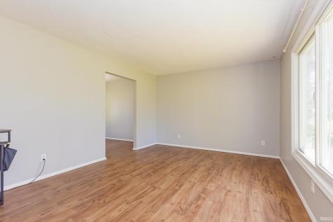 1504 W Tree Lane Muncie IN 47302