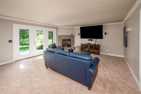 7296 N Clear Creek Road Huntington IN 46750