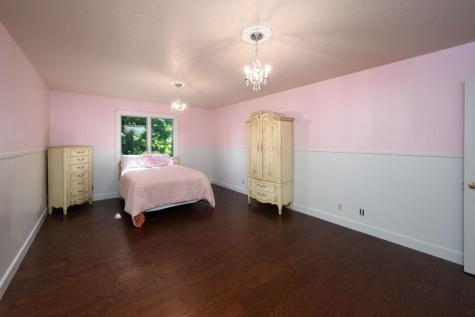 7296 N Clear Creek Road Huntington IN 46750