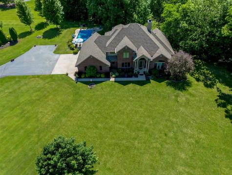 7296 N Clear Creek Road Huntington IN 46750