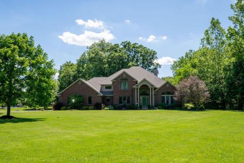 7296 N Clear Creek Road Huntington IN 46750