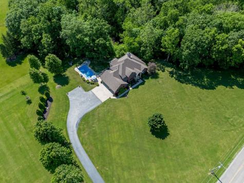 7296 N Clear Creek Road Huntington IN 46750