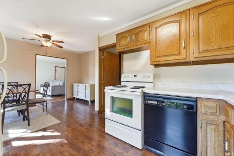 633 Ridgewood Drive Fort Wayne IN 46805