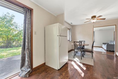 633 Ridgewood Drive Fort Wayne IN 46805