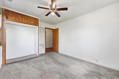 633 Ridgewood Drive Fort Wayne IN 46805