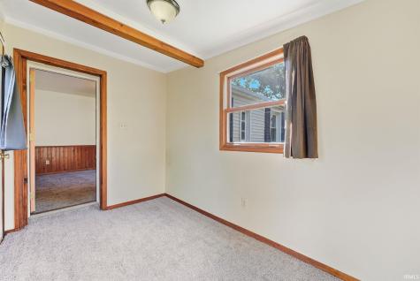 633 Ridgewood Drive Fort Wayne IN 46805