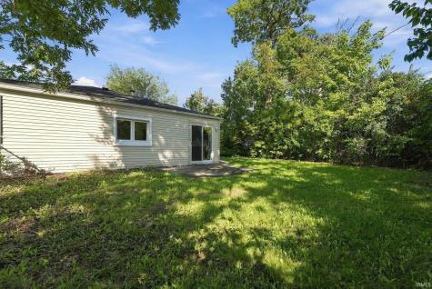 633 Ridgewood Drive Fort Wayne IN 46805