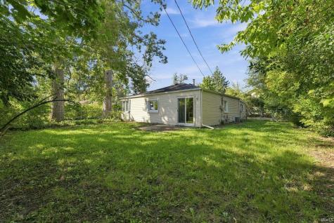 633 Ridgewood Drive Fort Wayne IN 46805