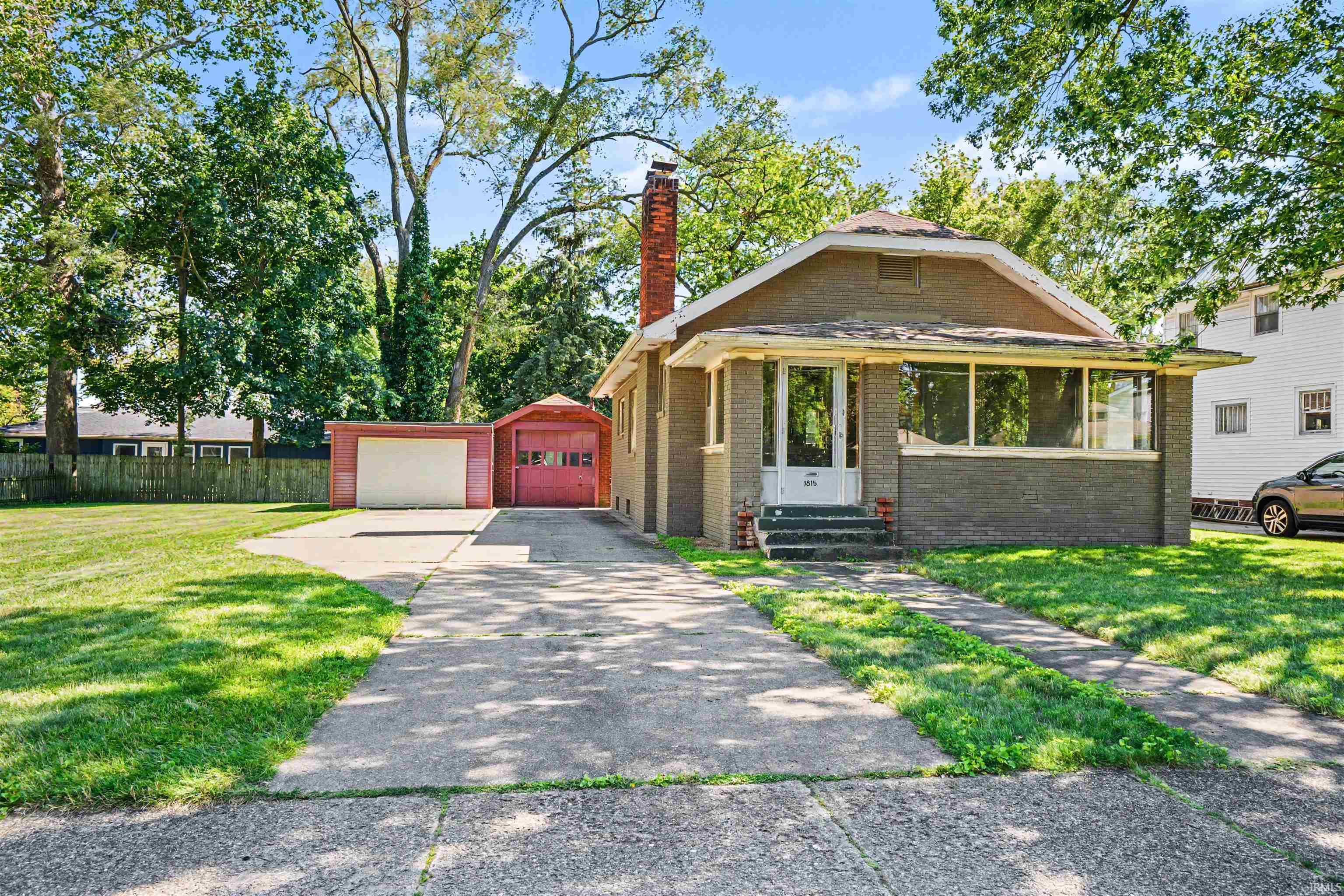 1815 E Beardsley Avenue Elkhart IN 46514