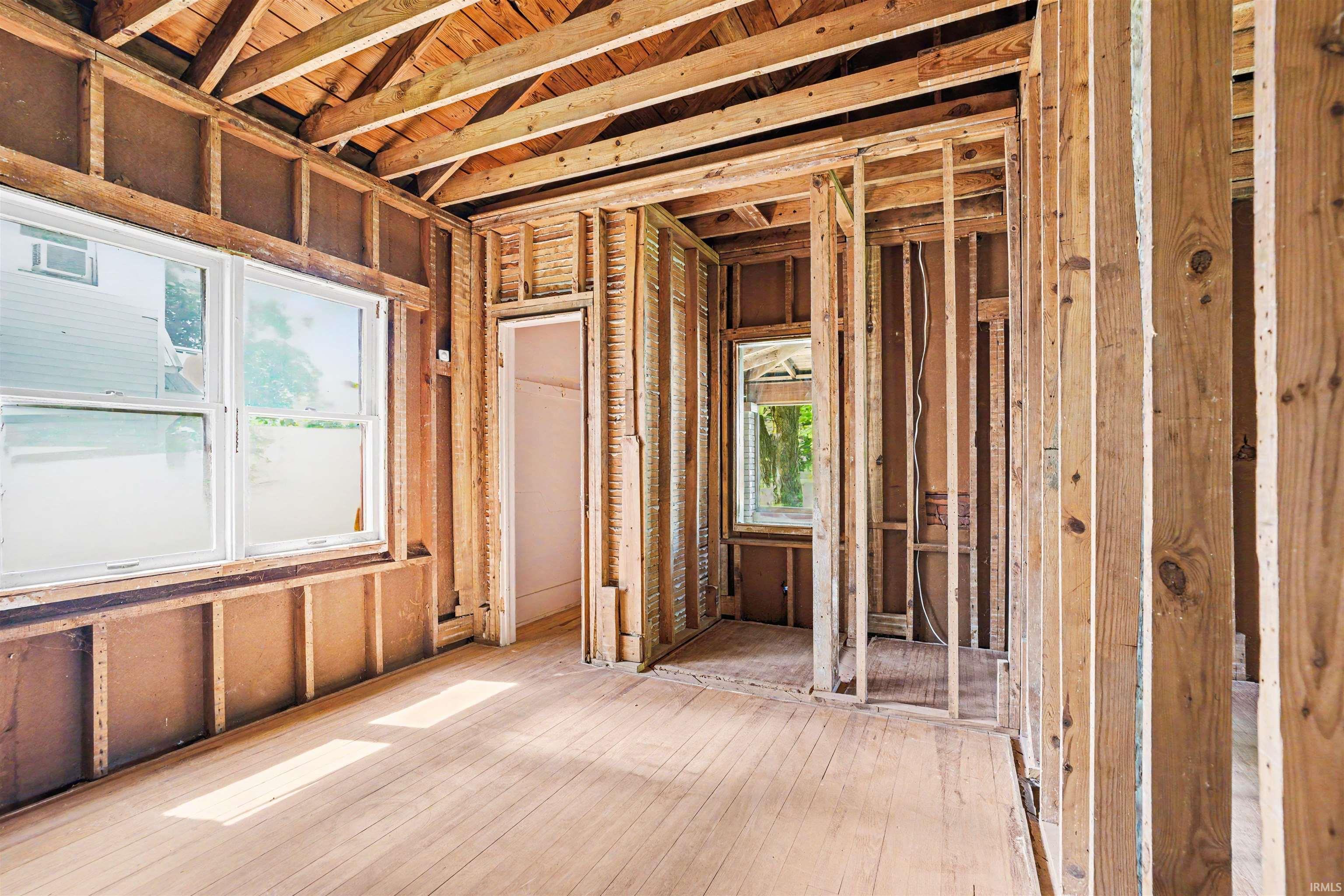 1815 E Beardsley Avenue Elkhart IN 46514
