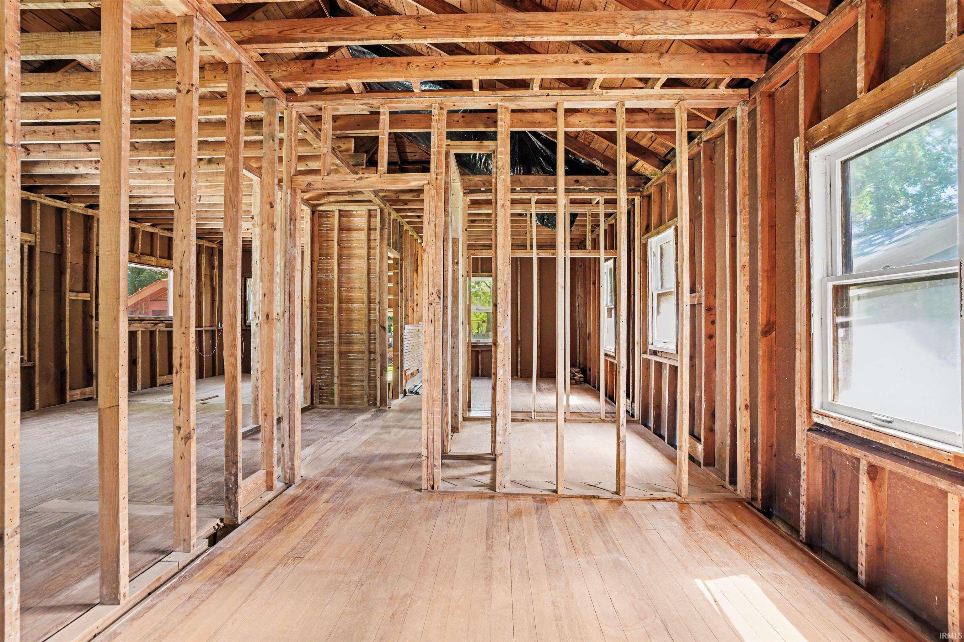 1815 E Beardsley Avenue Elkhart IN 46514