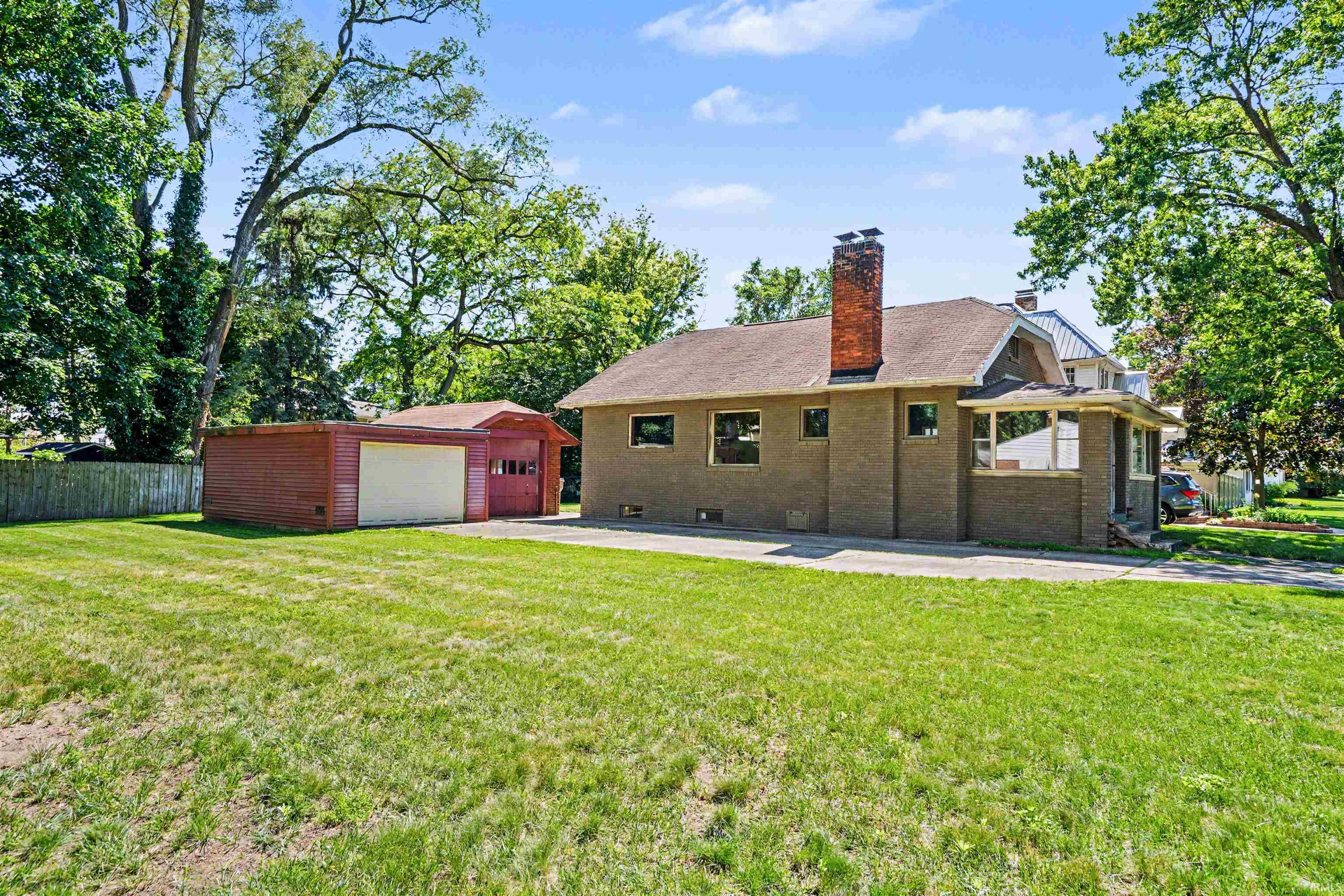 1815 E Beardsley Avenue Elkhart IN 46514