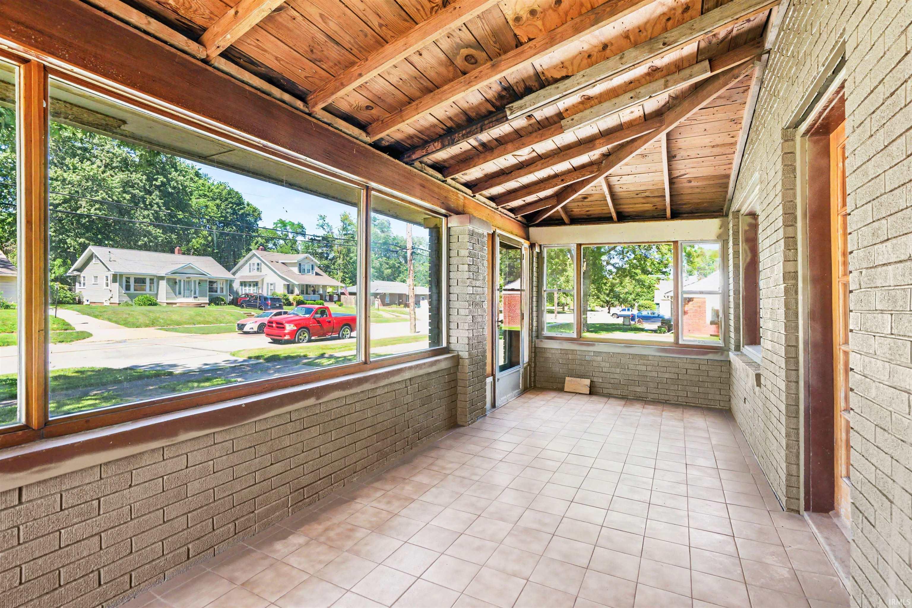 1815 E Beardsley Avenue Elkhart IN 46514