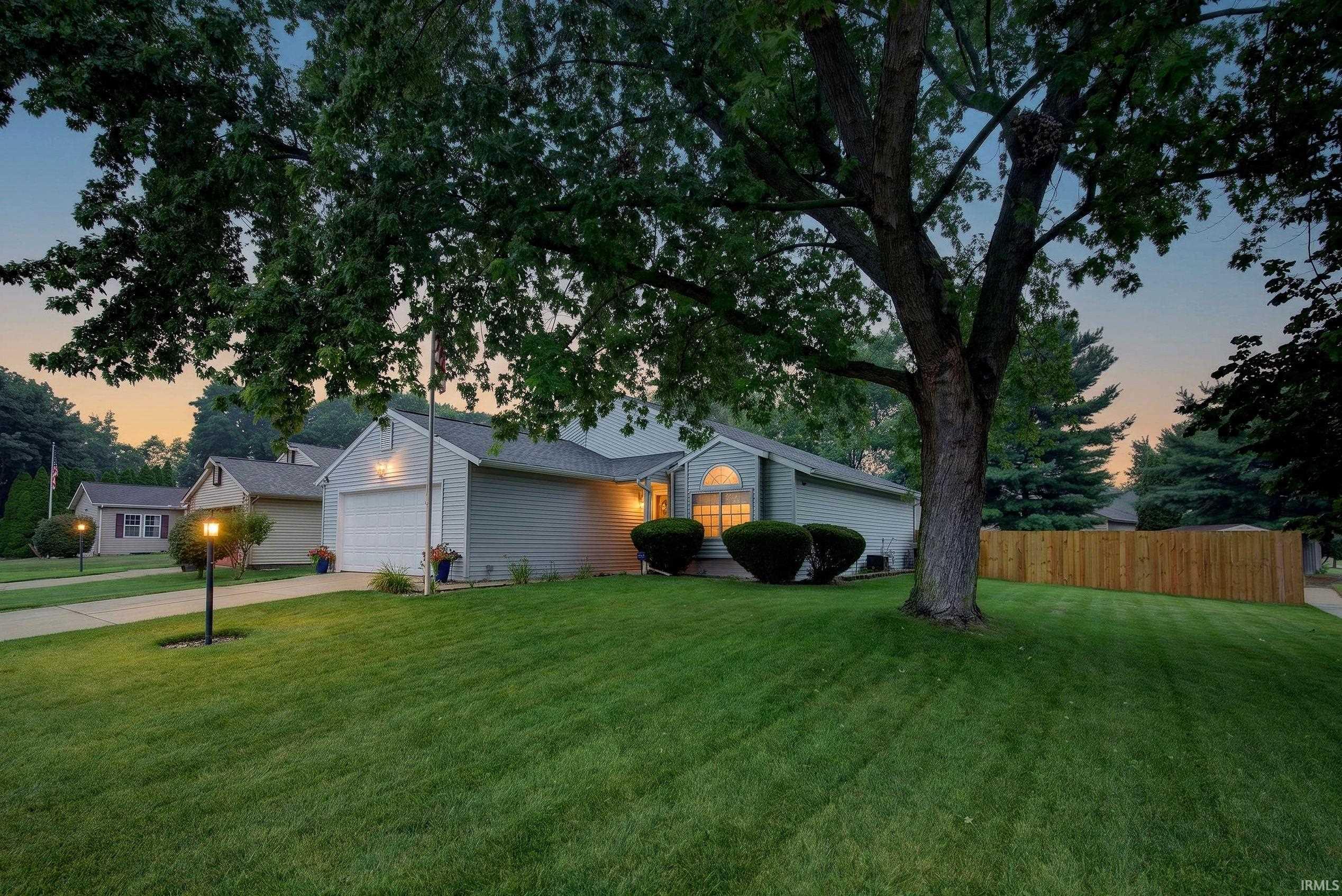 3616 Naples Court Elkhart IN 46514