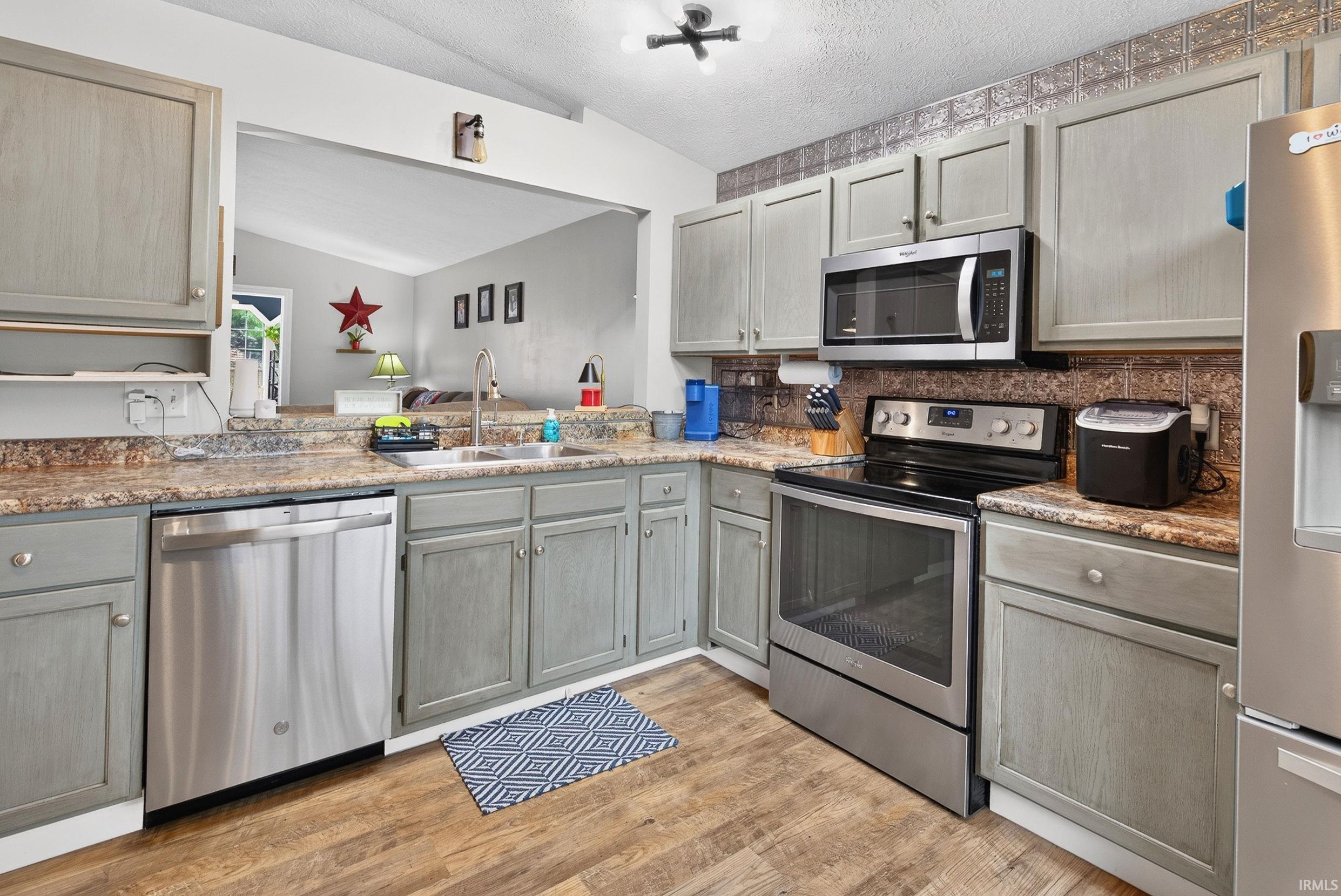3616 Naples Court Elkhart IN 46514