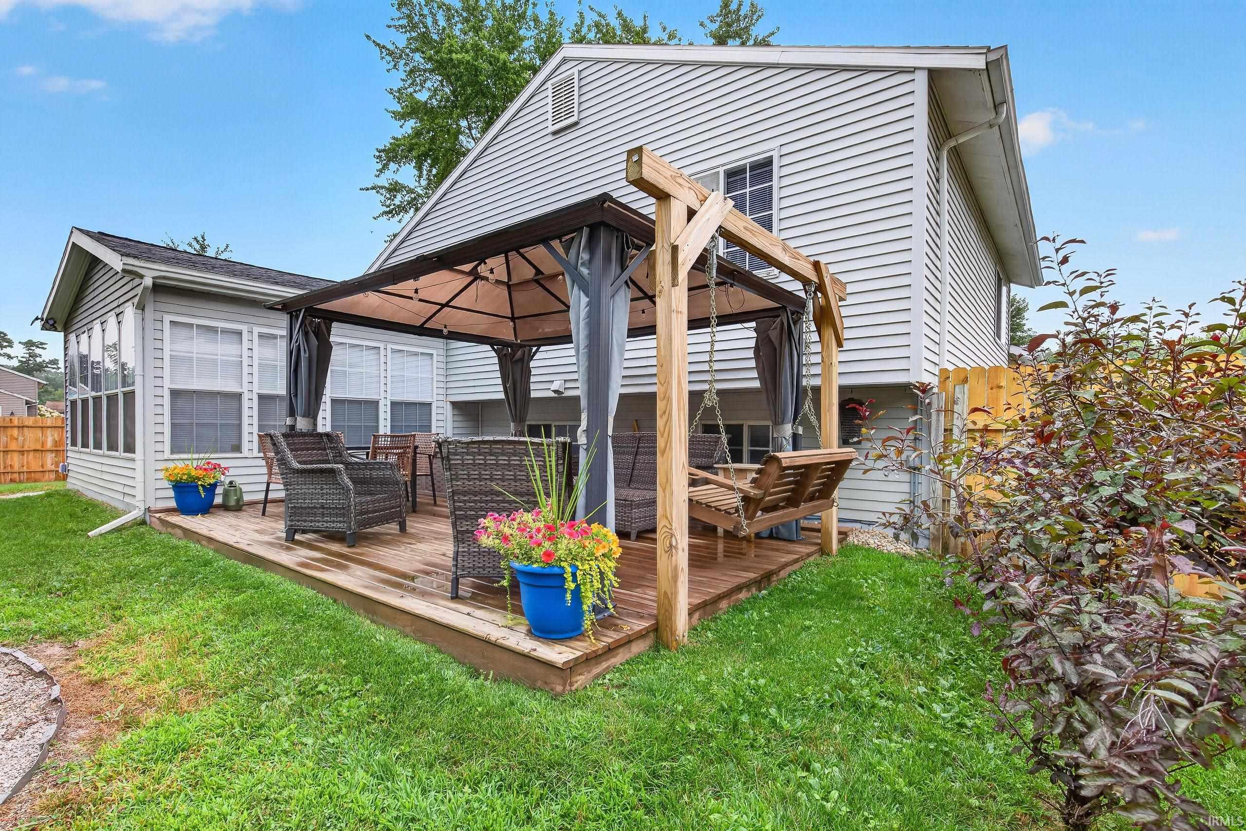 3616 Naples Court Elkhart IN 46514