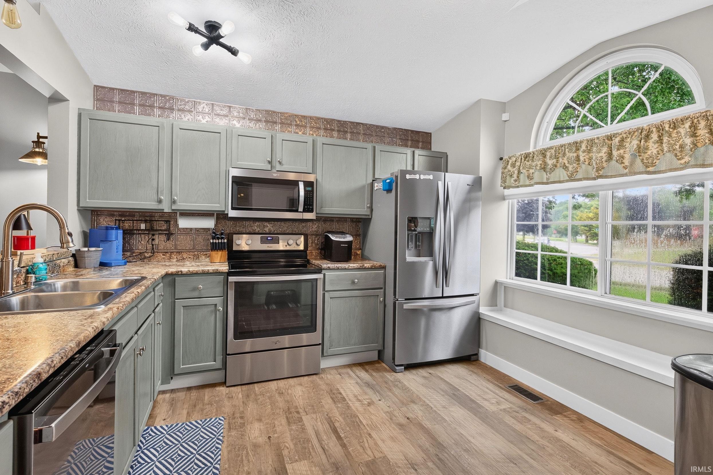 3616 Naples Court Elkhart IN 46514