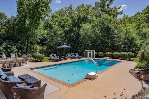 3530 Strand Court Fort Wayne IN 46814