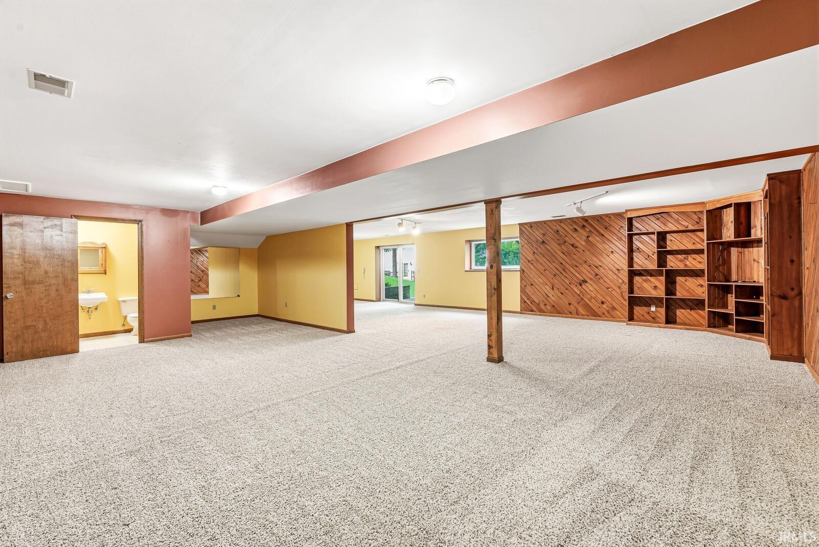 2615 Belknap Lane Mishawaka IN 46544