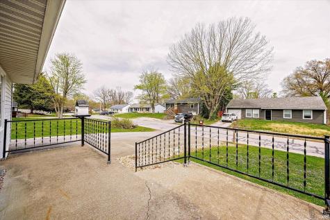 399 S Cedar Drive Ellettsville IN 47429