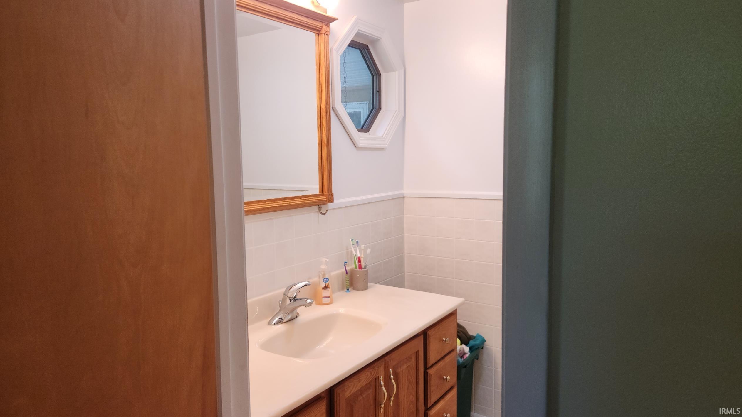 13184 State Road 120 Middlebury IN 46540