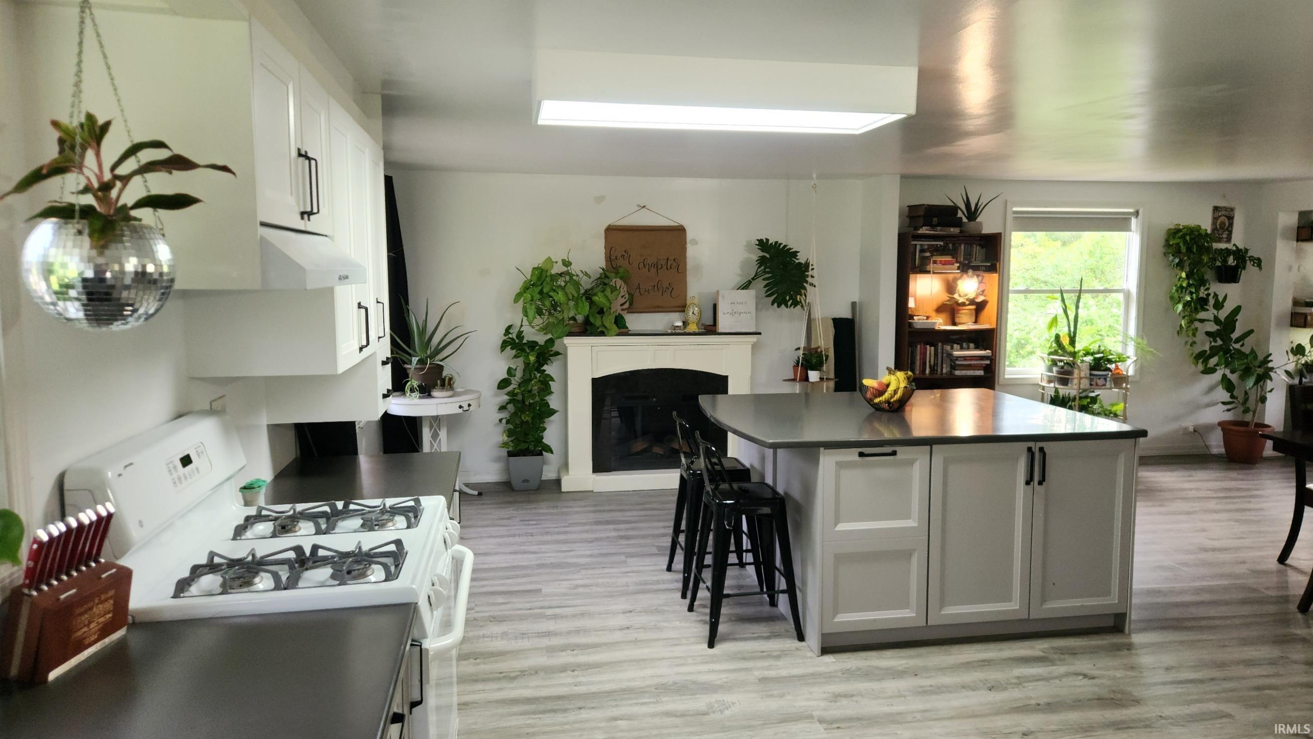 13184 State Road 120 Middlebury IN 46540